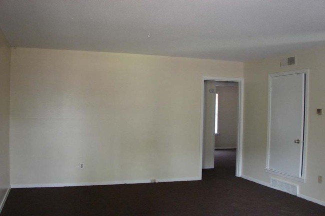  - East Raines Road Apartments