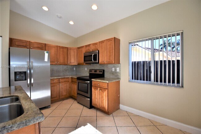 Foto del edificio - 16030 SW 151st Terrace