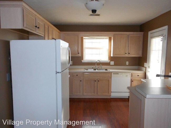 Building Photo - 3 br, 2 bath House - 823 Hammersmith Drive