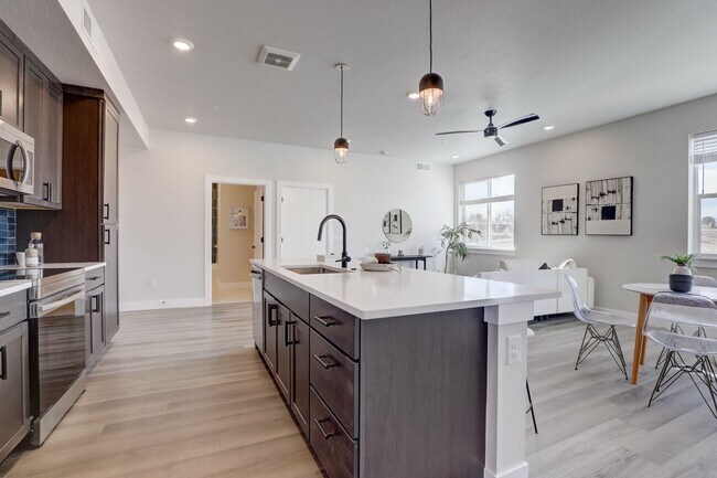 Foto del edificio - 1208 Quitman St