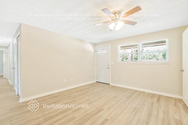 Foto del edificio - 4238 Sabine Dr