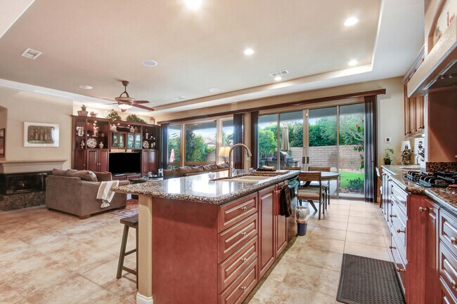 Building Photo - 77893 Gray Wolf Trail