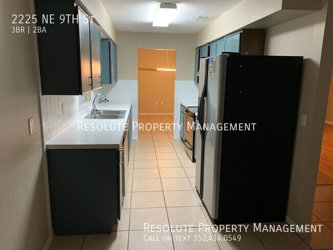 Building Photo - 3 Bed, 2 Bath Home with Private Pool