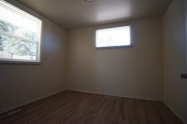 Building Photo - 761 Campo St