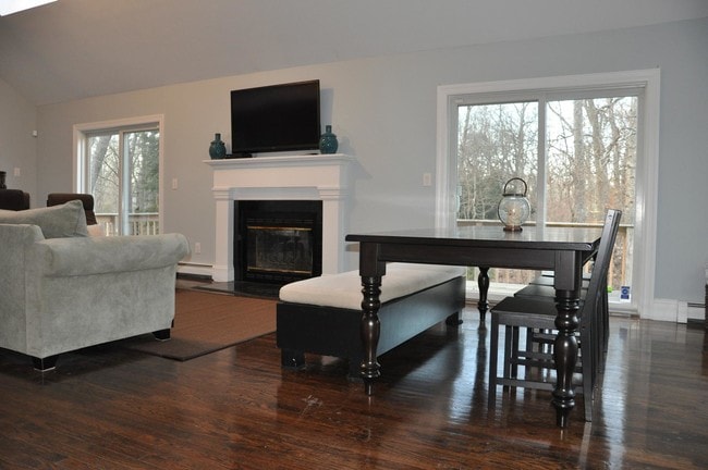 Building Photo - 75 Copeces Ln
