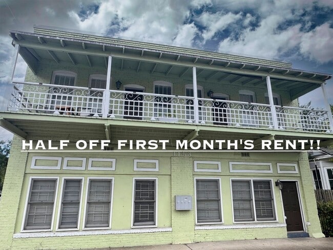 HALF OFF FIRST MONTHS RENT SPECIAL!! - HALF OFF FIRST MONTHS RENT SPECIAL!! Apartment