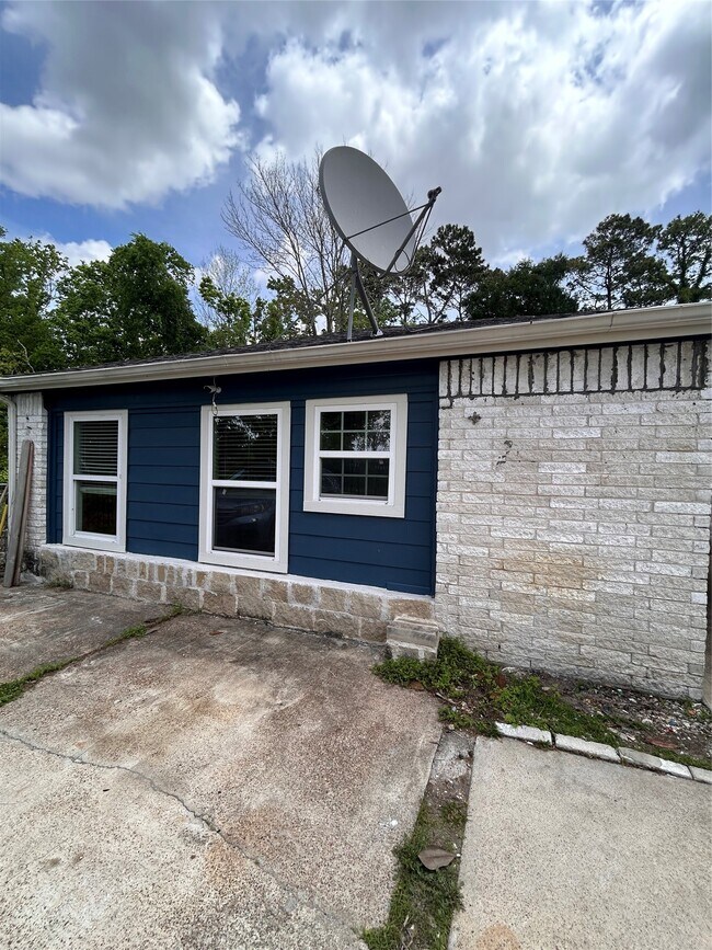 Foto del edificio - 16116 Green Manor Dr