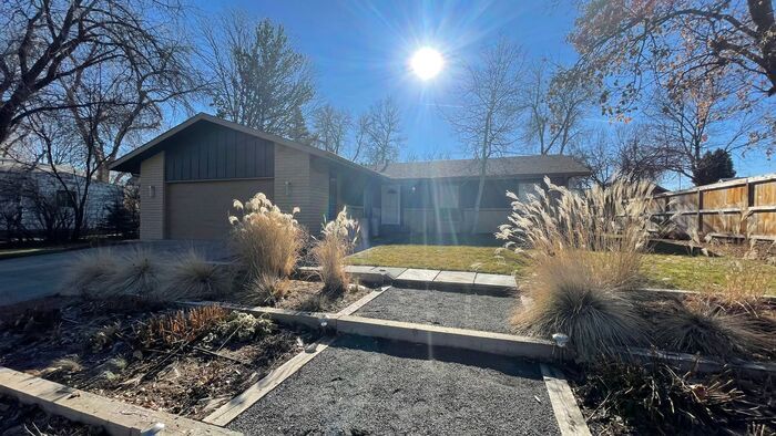 Primary Photo - Great House In Fort Collins