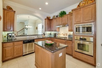 Building Photo - 1130 Sopris Dr