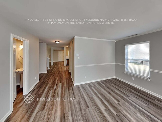 Foto del edificio - 6816 Wandering Creek Dr