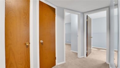 Building Photo - 37 Blue Ridge Rd