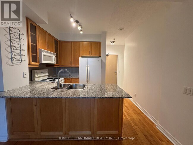 Building Photo - 60 Byng Ave