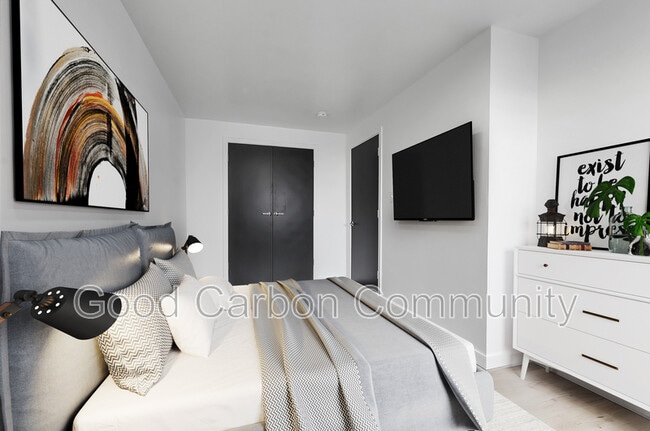 Building Photo - 111 Porter Ave