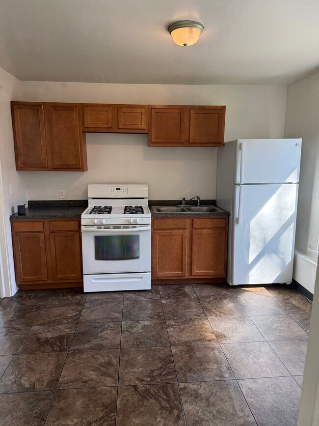 Foto del edificio - 100 Brook St