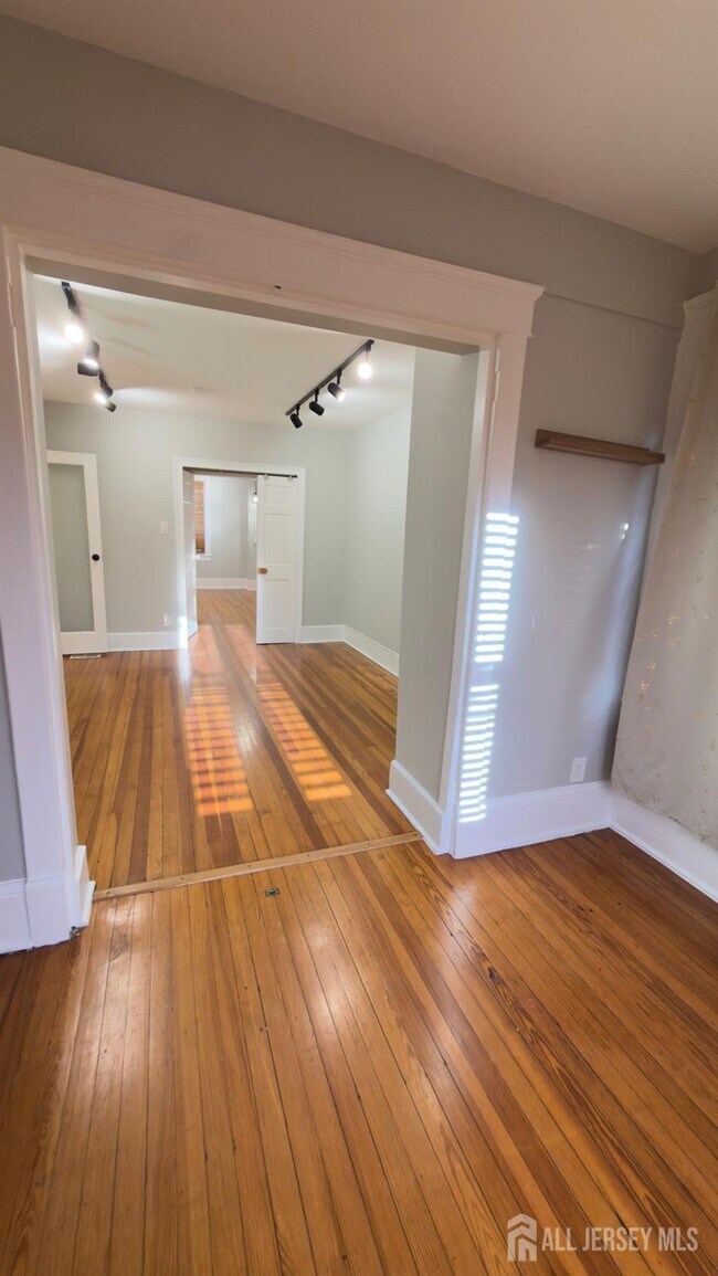 Foto del edificio - 55 Suydam St