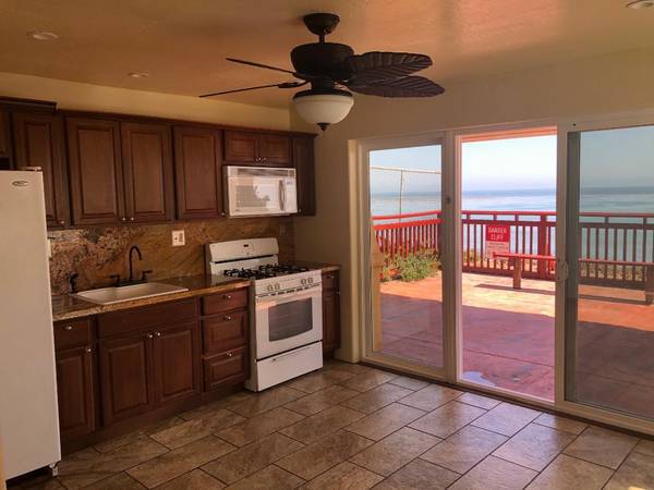 Foto del edificio - 6693 Del Playa Dr