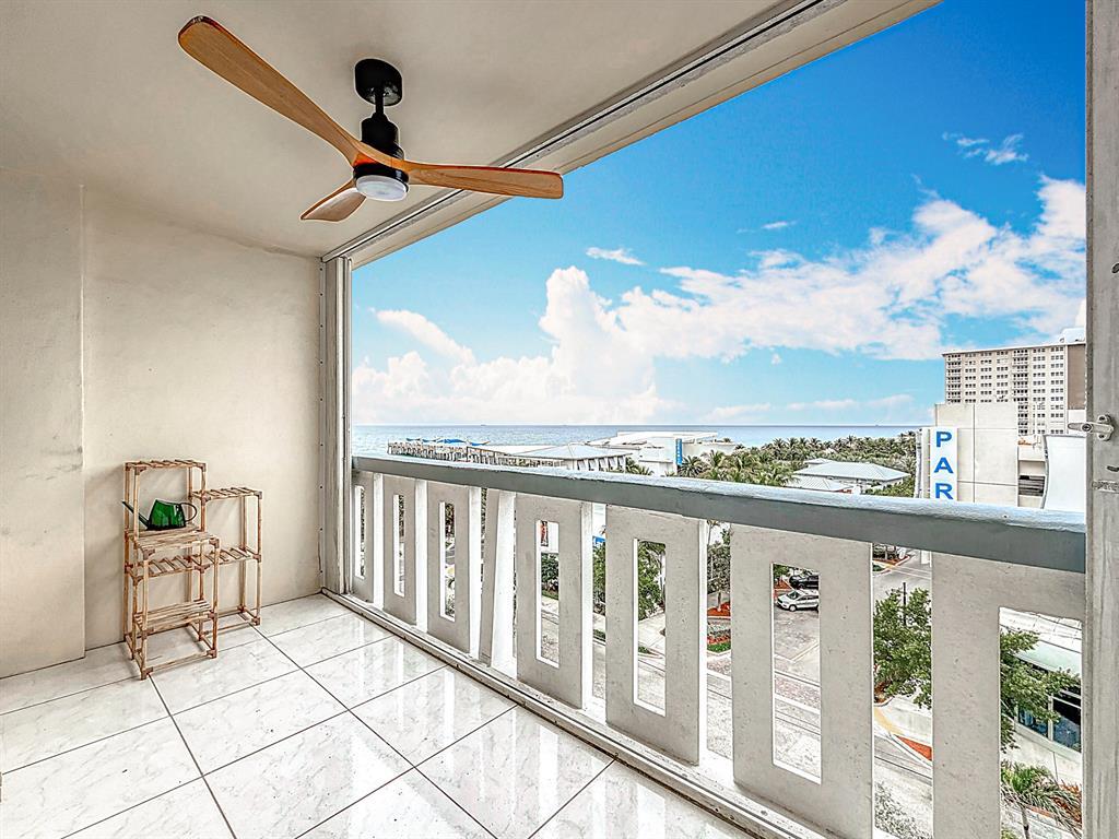 Foto principal - 305 N Pompano Beach Blvd