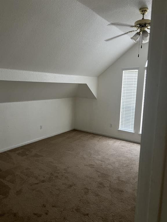 Building Photo - 13433 Hidden Valley Dr