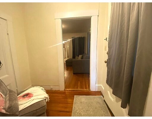 Foto del edificio - 84 Grant St