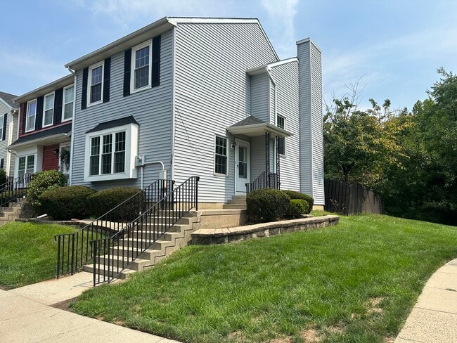 Building Photo - 15 Byrnes Ln E