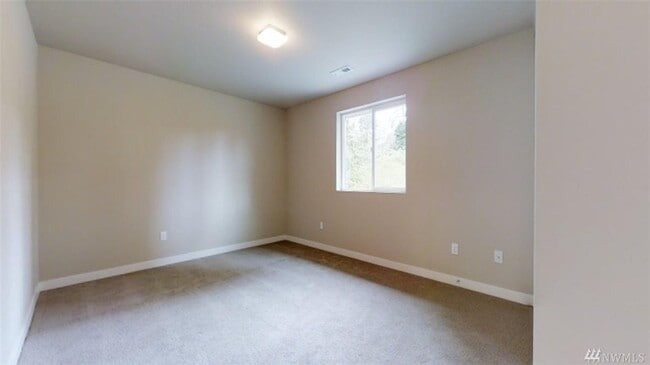 Building Photo - 9410 Leroy Pl S