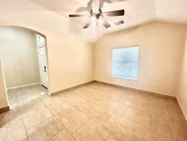 Foto del edificio - 18235 Bonham Oaks Ct