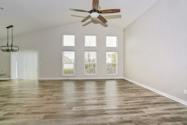 Building Photo - 4423 Edgarton Dr