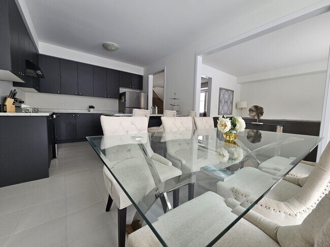 Photo du bâtiment - 30 Heritage Way