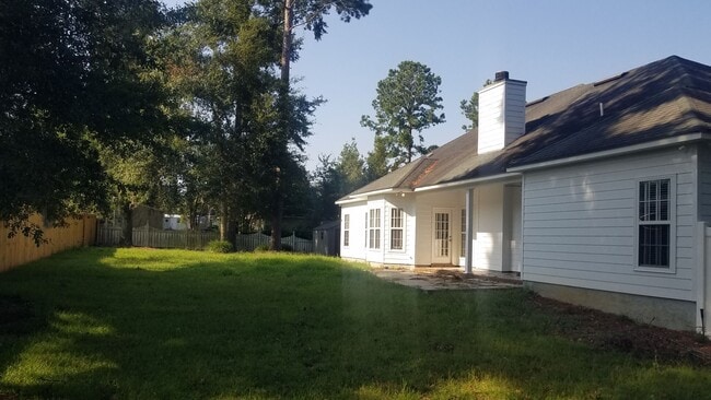 Building Photo - 5 Bedroom Home in Arbor Run