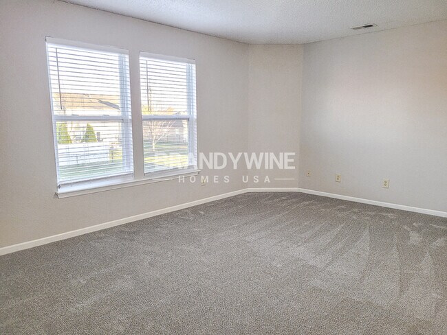 Foto del edificio - 5611 Olive Branch Way