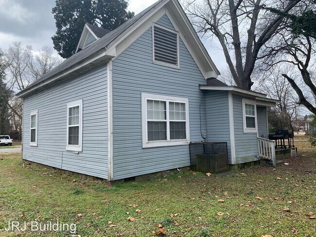 Building Photo - 3 br, 2 bath House - 1235 W. 10th Street
