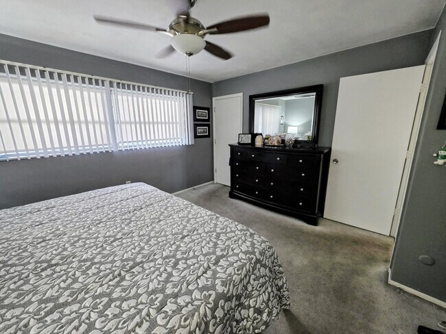 Foto del edificio - 1221 Drew St