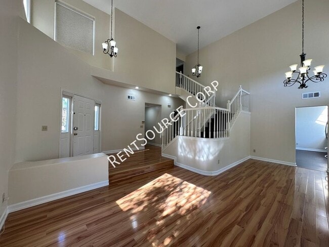 Building Photo - 25506 Paine Cir