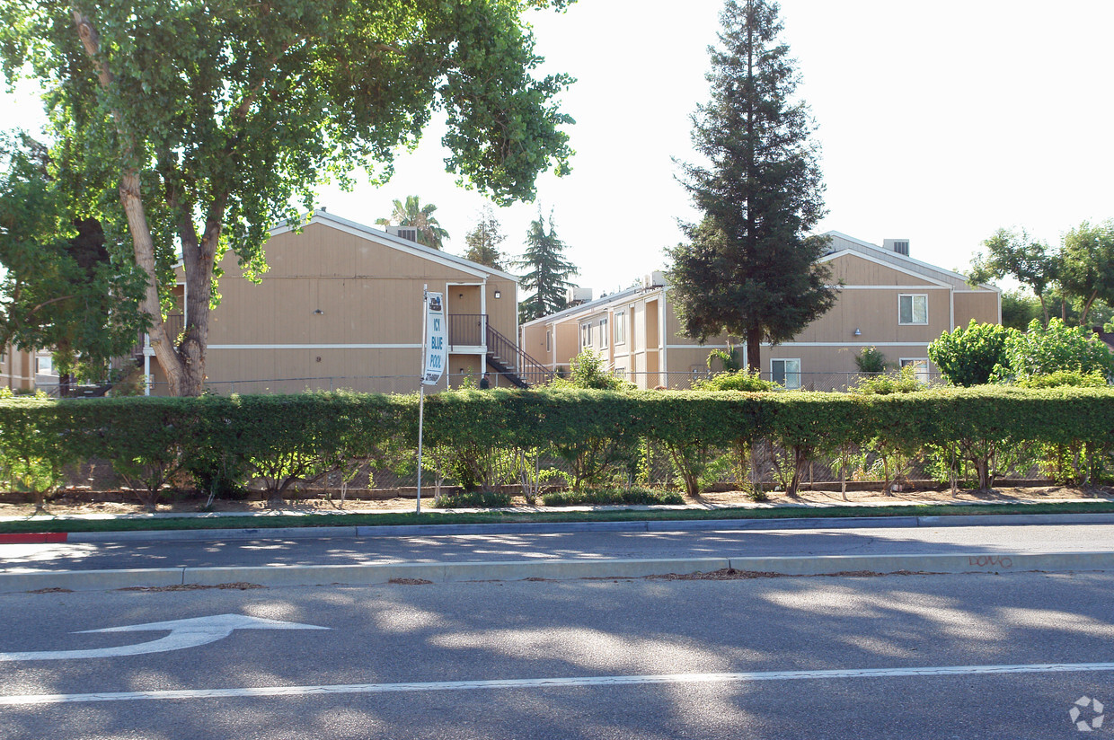 Building Photo - Villa Martinez Apartments