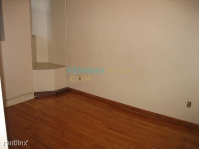 Primary Photo - 58 Queensberry St