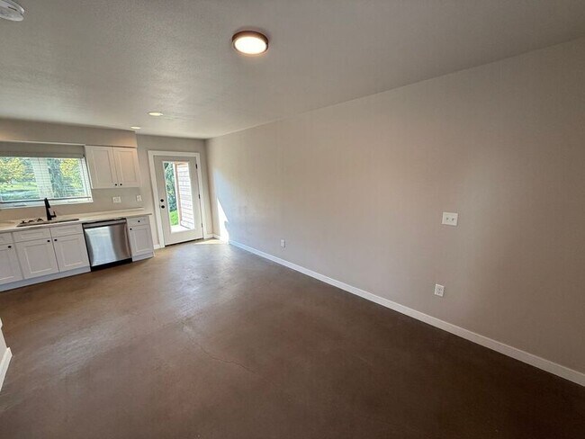 Foto del edificio - 2901 Waverly Dr SE