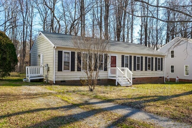Building Photo - 12405 Locustgrove Rd
