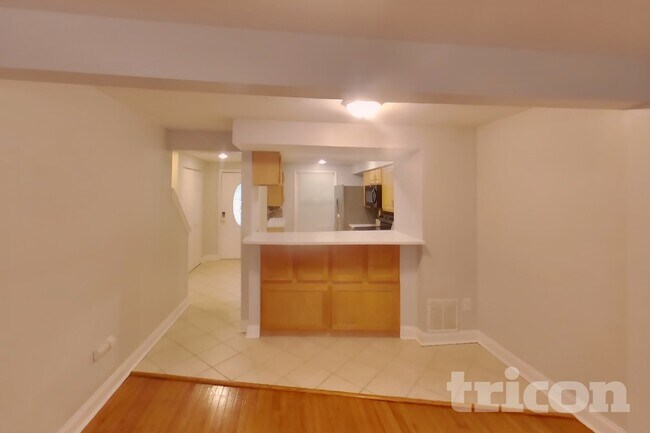 Foto del edificio - 3630 Saltwood Glen
