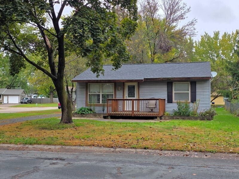 Primary Photo - 653 N 2nd St