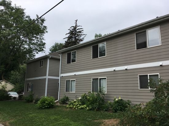 Foto principal - 215 W Myrtle St