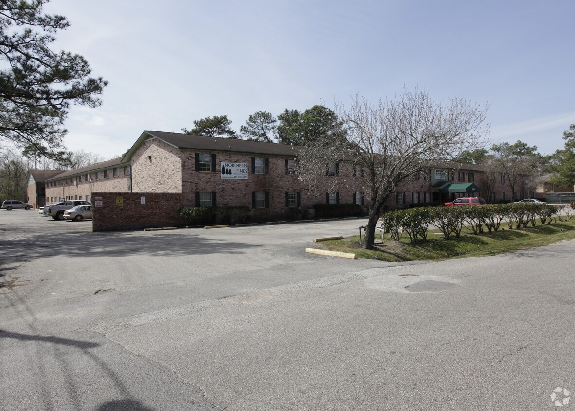 Courtyard Park Apartments Dickinson, TX