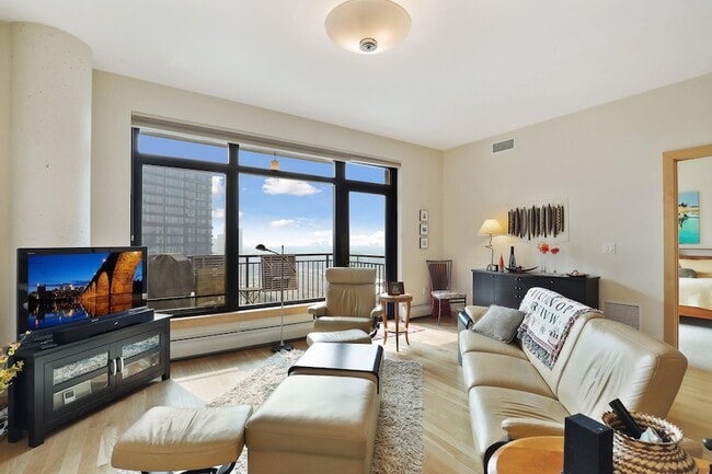 Building Photo - 1120 S 2nd St