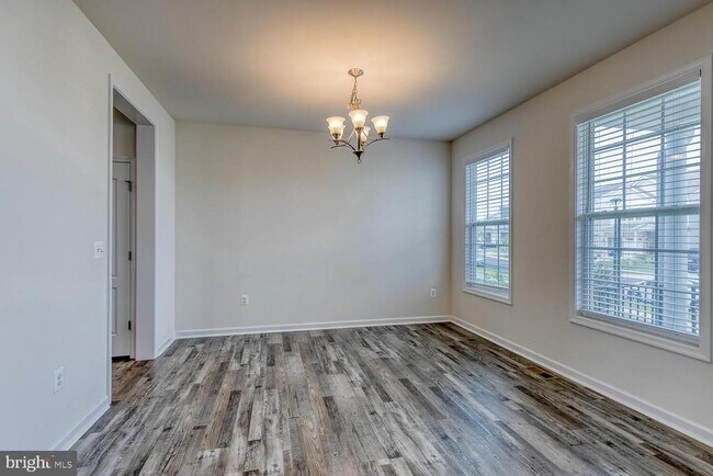 Foto del edificio - 336 Boxelder Dr