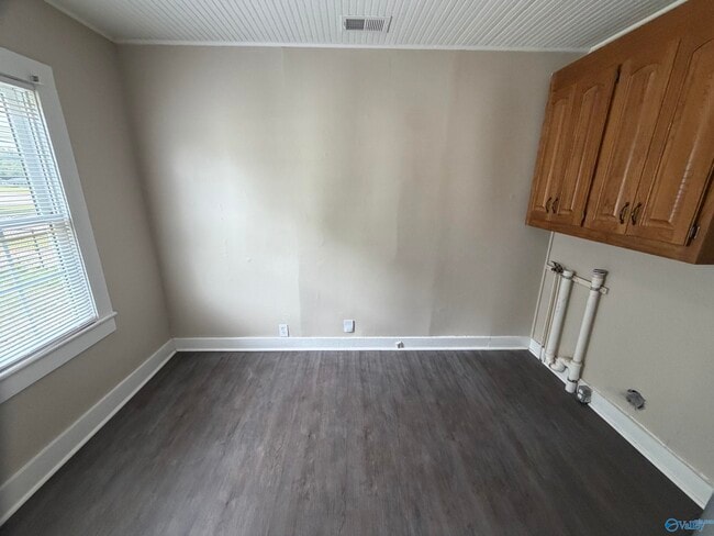 Foto del edificio - 1620 8th St SE
