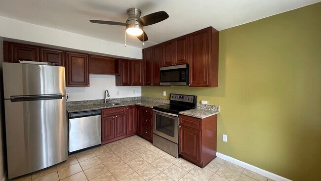 Foto del edificio - 2-Level Townhouse
