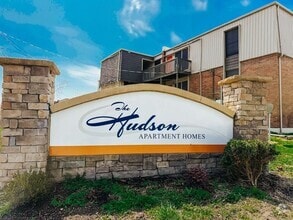 Building Photo - The Hudson