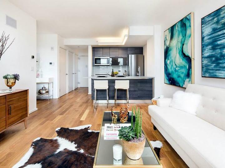 Foto principal - 36 E 63rd St