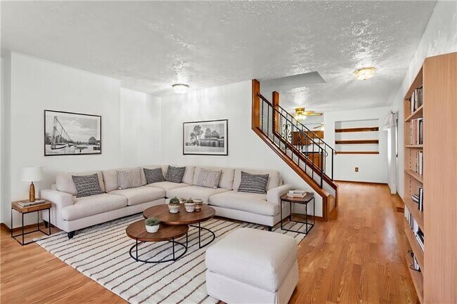Foto del edificio - 4914 Cypress St