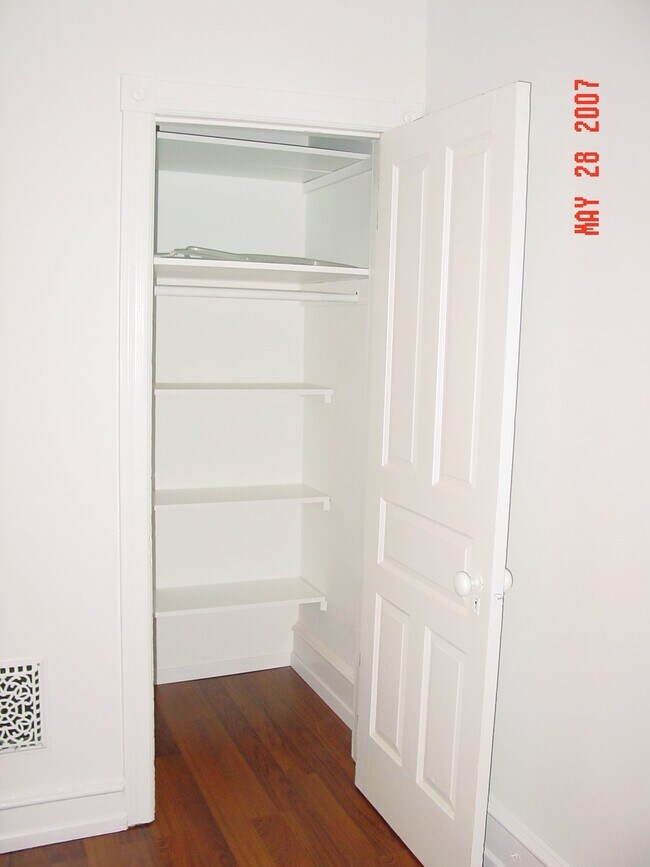 Foto del edificio - 4330 Pine St