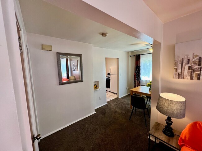 Foto del edificio - 758 Wilbud Dr